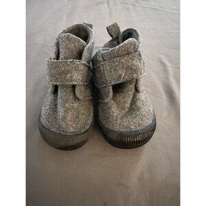First steps Boys baby Shoes- Gray, Size 4 (9-12mo)...